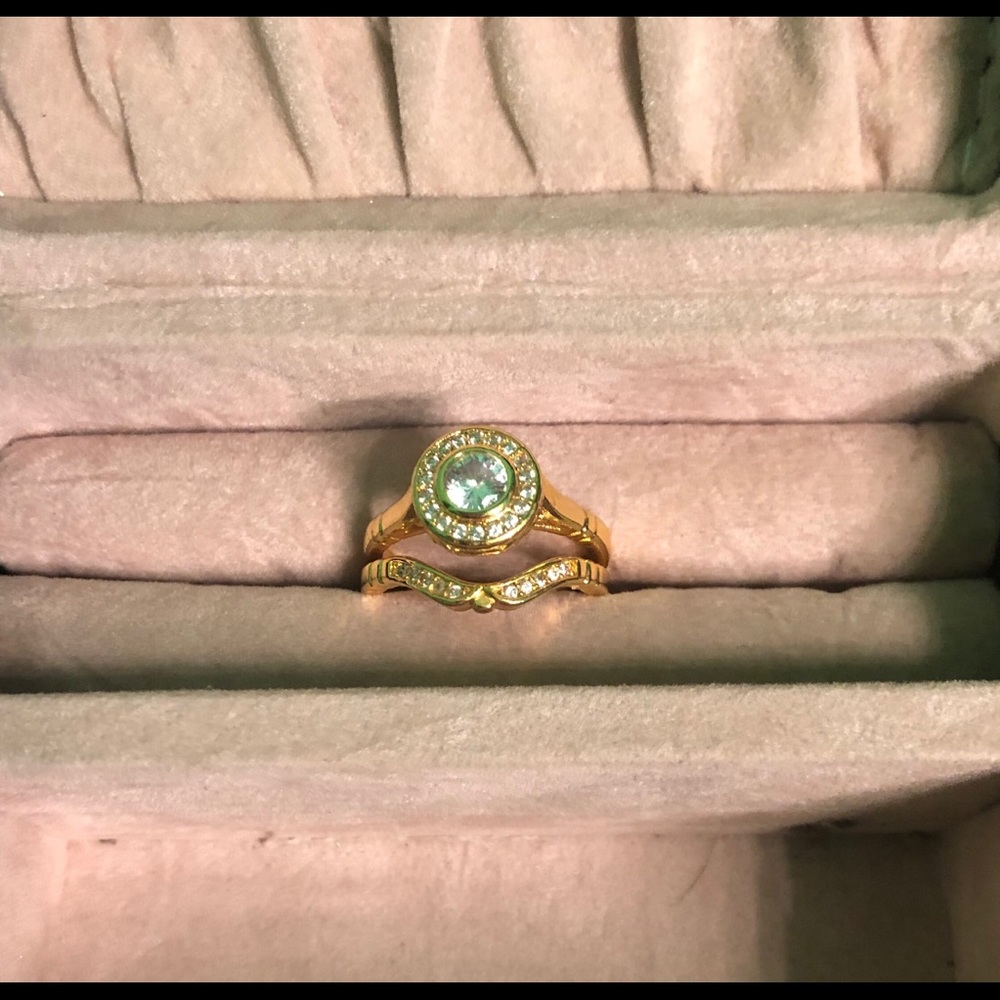 Ring - Picture 2 of 3